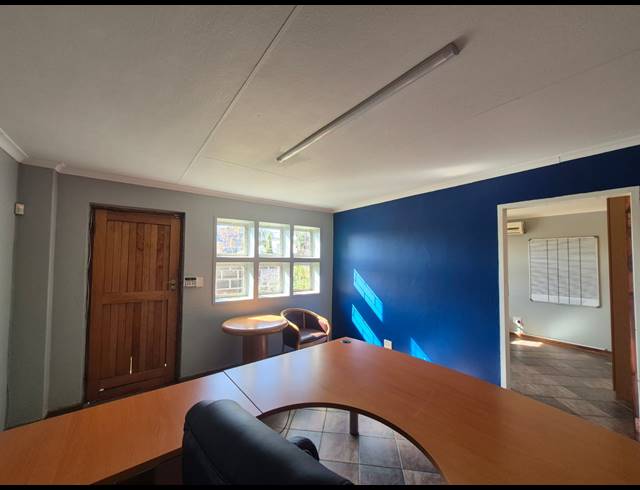 M² FACTORY FOR SALE IN SASOLBURG INDUSTRIAL ZONE 2